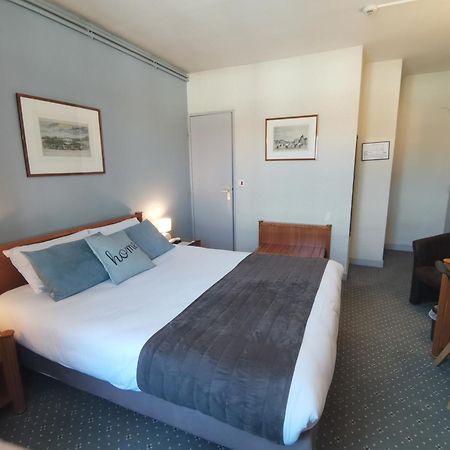 Logis Hotel Le Cerf บริยาร์ ภายนอก รูปภาพ