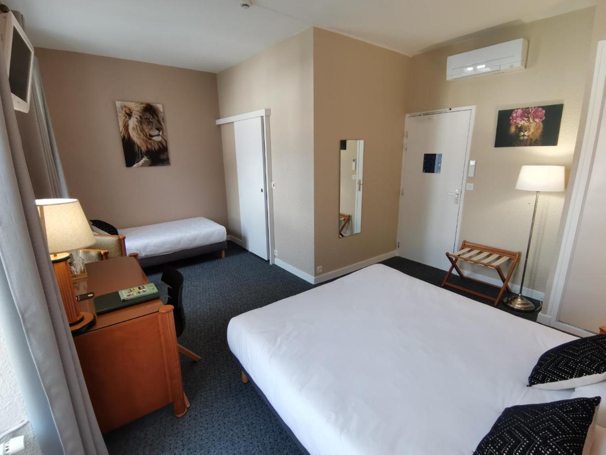 Logis Hotel Le Cerf บริยาร์ ภายนอก รูปภาพ