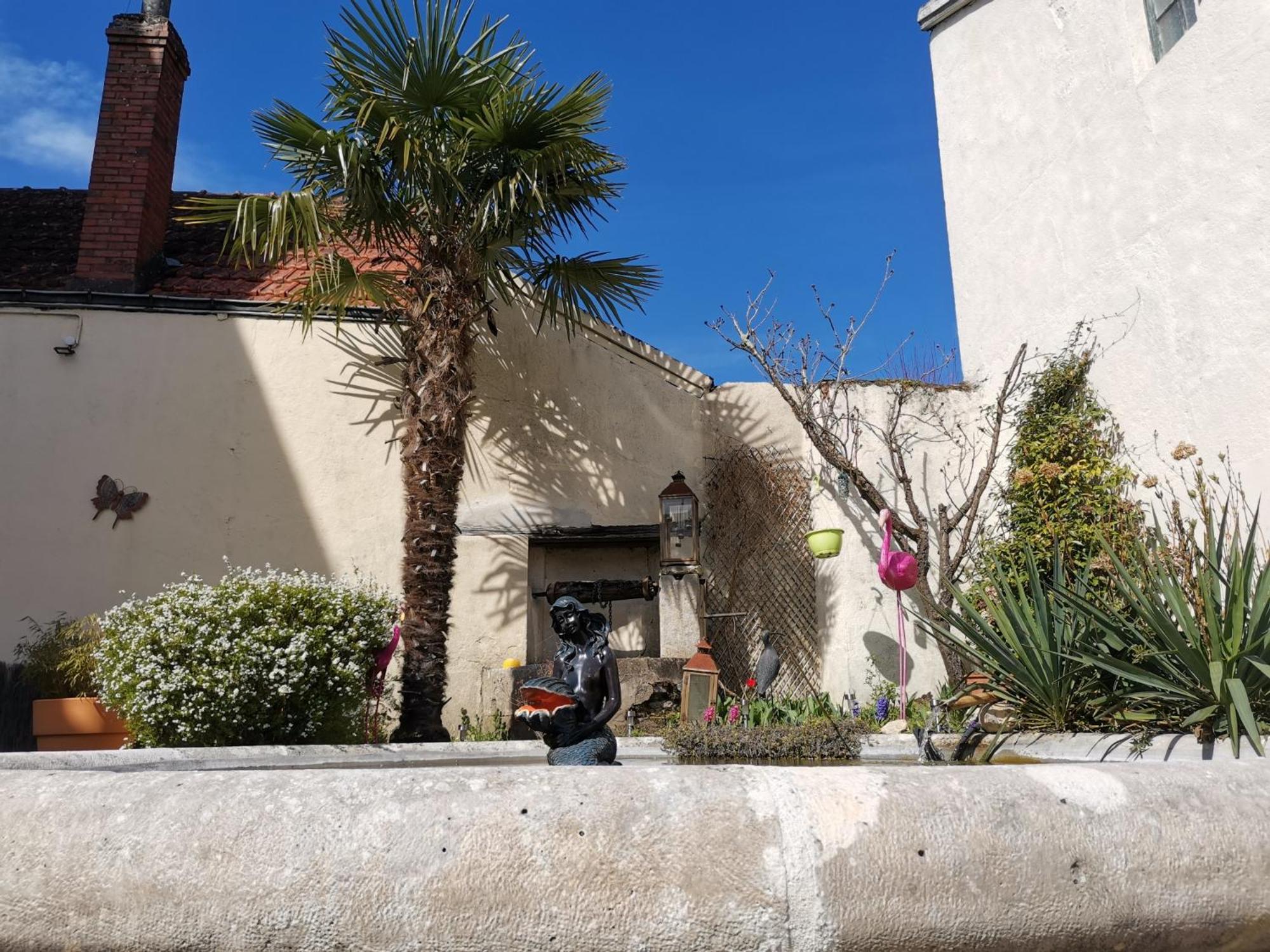 Logis Hotel Le Cerf บริยาร์ ภายนอก รูปภาพ